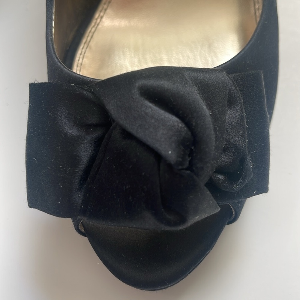 White House Black Market Rachel Satin Black Peep Toe Heels Size 10 - Picture 3 of 8